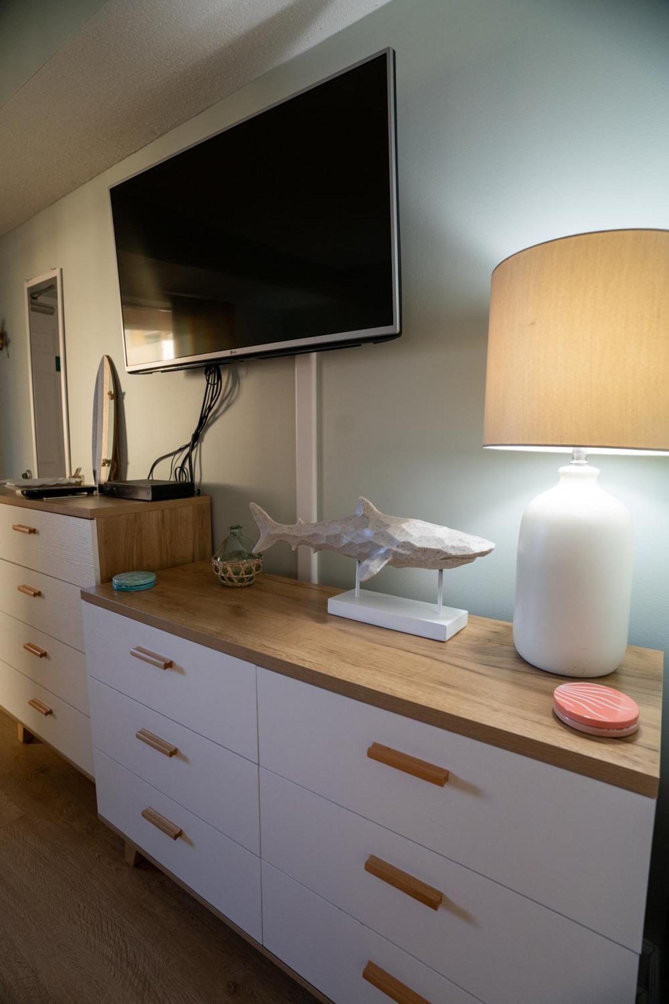 Oceanview Condo With Pool, Hot Tub, Balcony, Right On The Beach Миртл-Бич Экстерьер фото