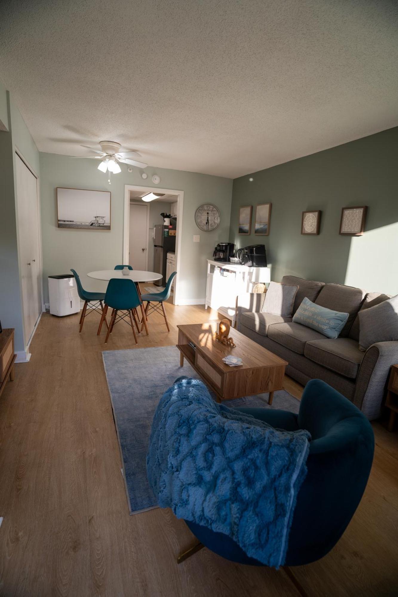 Oceanview Condo With Pool, Hot Tub, Balcony, Right On The Beach Миртл-Бич Экстерьер фото